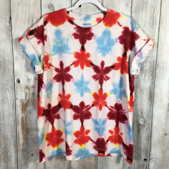 Tops - 💣 Tie Dye Unisex Floral Shirt Size XL